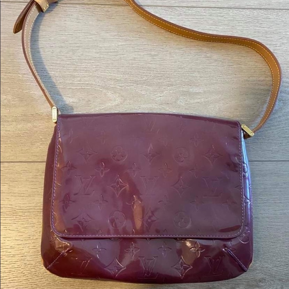 Authentic Louis Vuitton purple vernis handbag